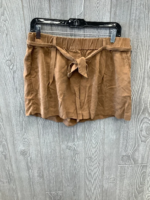 Brown Shorts Loft, Size 8